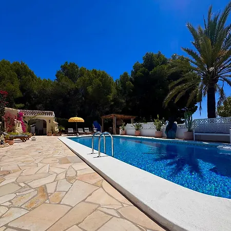 Mirella 4*